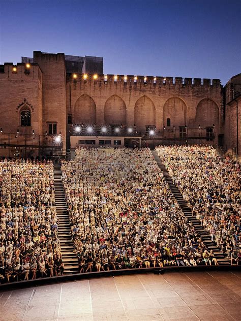 Le Festival D Avignon Ein Muss Provence Tu Me Manques France