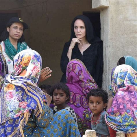 Angelina Jolie Visits Pakistan S Flood Affected Areas 2022 PTD