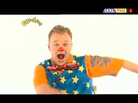 Mr Tumble Where I Live Something Special Cbeebies Sign Language - YouTube