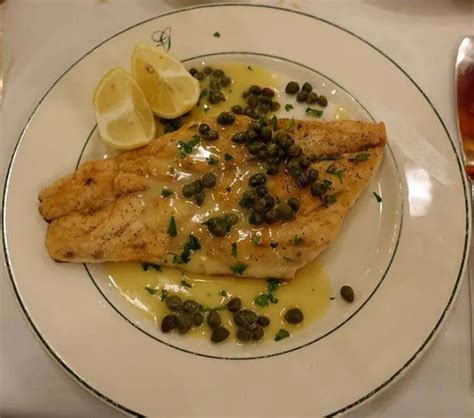 Galatoire's Restaurant, French Quarter, New Orleans - Urbanspoon/Zomato