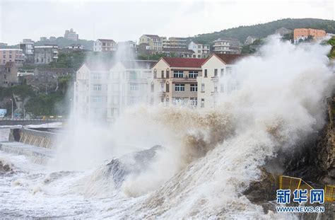 台风“玛莉亚”逼近 温岭沿海巨浪拍岸 浙江新闻 浙江在线