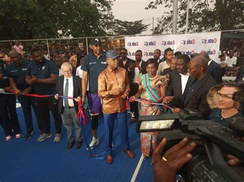 Kinshasa Gentiny Ngobila Inaugure Un Terrain De Basketball R Nov