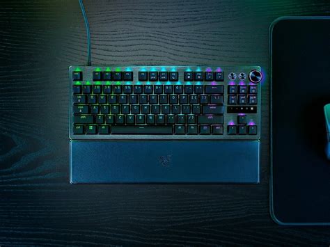 Razer Huntsman V3 Pro TKL keyboard has a streamlined layout ideal for ...