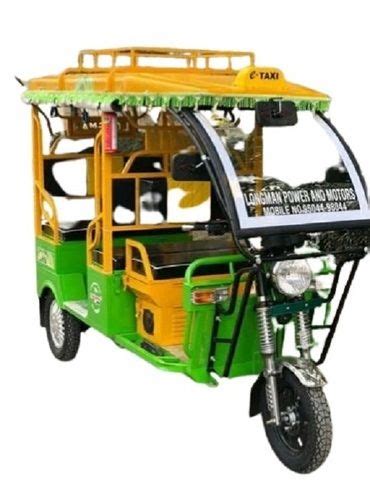 5 Passenger Capacity Battery Operated Auto E Rickshaw At 103000 00 INR