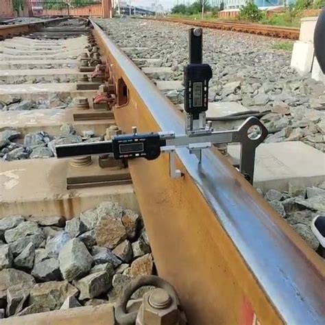 Sliding Digital Rail Wear Gauge For Railway Switch Postion Rail Profile