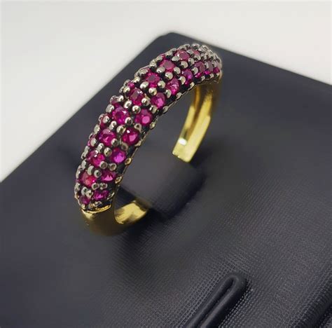 Anel Aparador 3 Fileiras Micro Zircônias Rosa Banhado em Ouro 18k