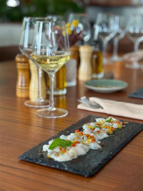 Pelican Restaurant - Best Italian Restaurant on Ocean Drive Miami Beach