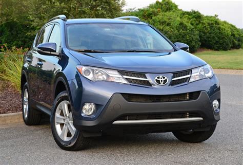 2014 Toyota Rav4 Xle Fwd Review And Test Drive