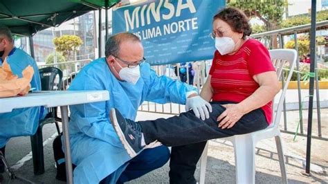 Minsa realizó cerca de mil atenciones en campaña de salud en Los Olivos