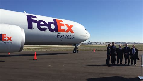 FedEx investing $1 billion to expand its Memphis hub, improve network