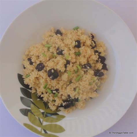 Fruity Couscous Ⓥ - The Veggie Table