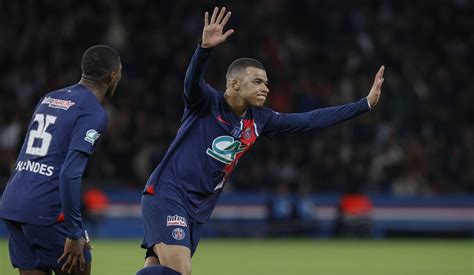 Kylian Mbappe Se Poate Desp R I Cu Un Trofeu De Psg Finala Cupei