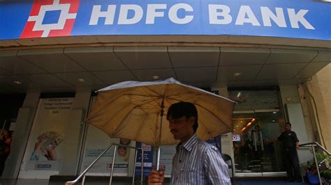 Hdfc बैंक के लिए आई बुरी खबर झटके में 53000 करोड़ का नुकसान 4 से