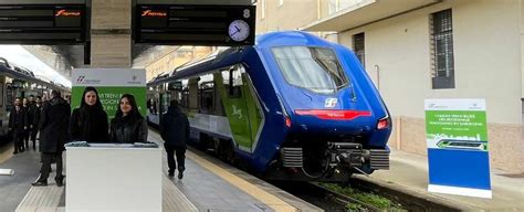 Trenitalia Arrivano I Primi Blues Sui Binari Della Sardegna