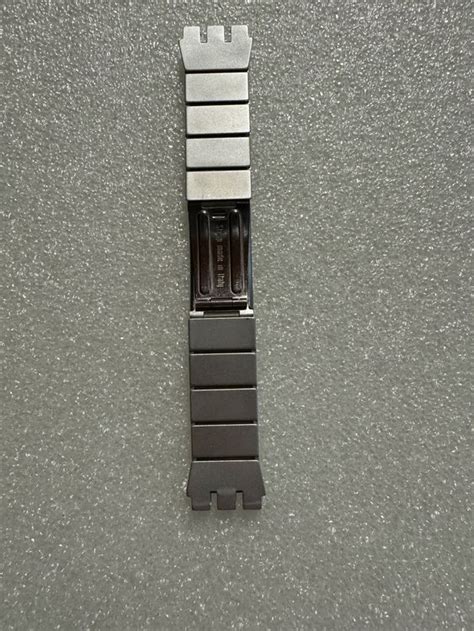 Swatch Armband Irony Alu 19 mm gemäss Bilder Kaufen auf Ricardo