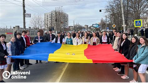 FOTO 106 ani de la Unirea Basarabiei cu România și inaugurarea