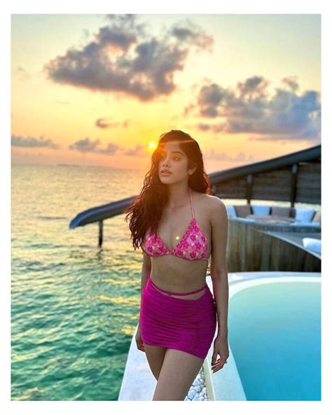 Jhanvi Kapoor Porn Photo Leaked Porn सइट म जहनव कपर क तसवर हई वयरल फट ऐस क