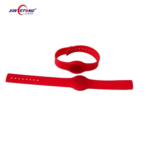 Xinyetong Waterproof IP68 Silicone RFID Wristband Wirh 125KHz Or 13