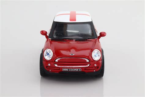 Corgi CC86523 2001 BMW Mini Cooper St George S Cross Roof 200196