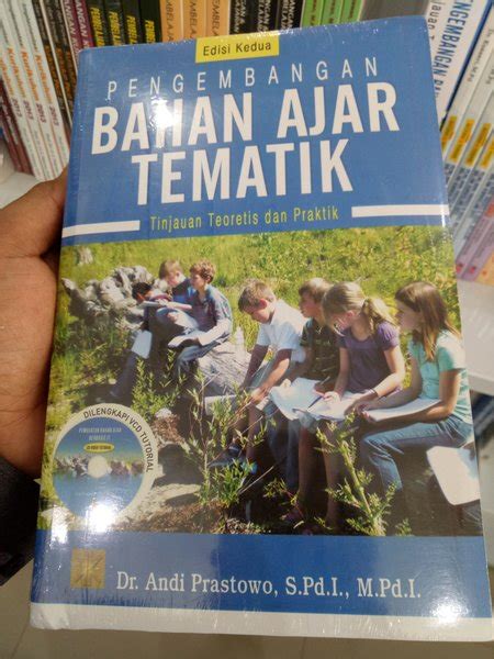 Jual Pengembangan Bahan Ajar Kreatif Tinjauan Teoritis Dan Praktis