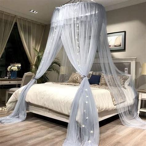 38 Lovely Romantic Canopy Bed Design Ideas For Your Bedroom Hmdcrtn