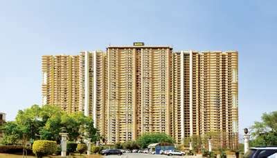 Sqft Bhk Flat For Sale In Saya Gold Avenue Indirapuram