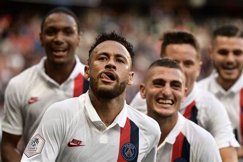 Match In Photos PSG Defeat Strasbourg In Stoppage Time PSG Talk