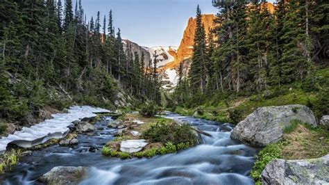 Visiting Rocky Mountain National Park in the Fall - Wildland Trekking