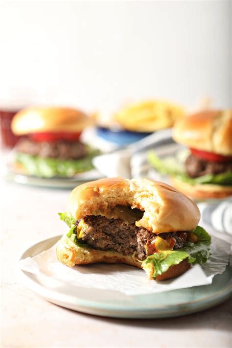 How To Make Pan Fried Hamburgers Easy Skillet Burgers