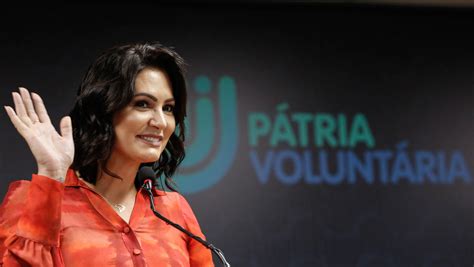 Programa De Michelle Bolsonaro Pátria Voluntária Gasta R 9 3 Milhões