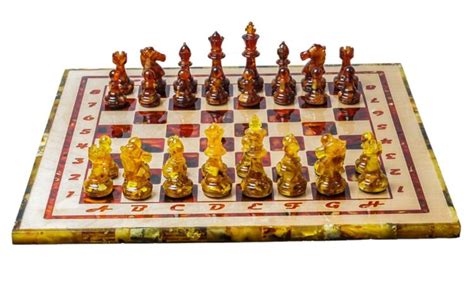 Купить Шахматы из янтаря "Красные" 32х32