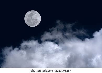 Full Moon Clouds Sky Stock Photo 2213995287 | Shutterstock