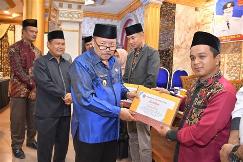 Generasi Berkarakter Melalui Pendidikan Tahfiz Bupati Agam Santri