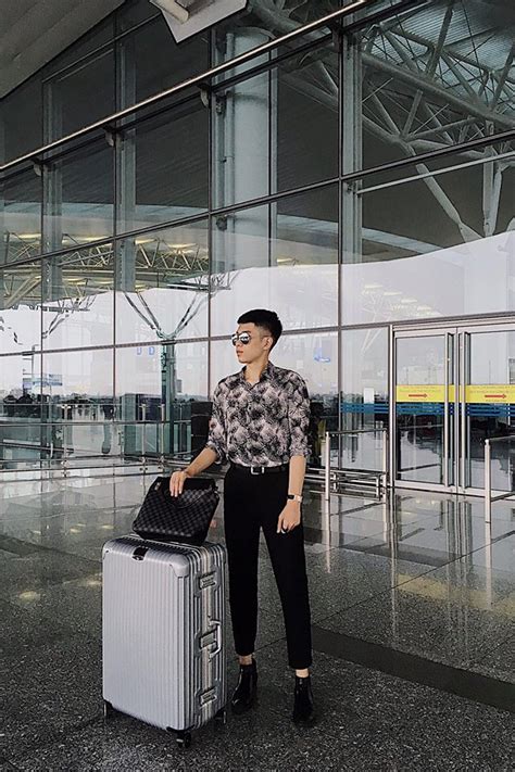 Ngắm dàn hot boy trường quốc tế mười phân vẹn mười