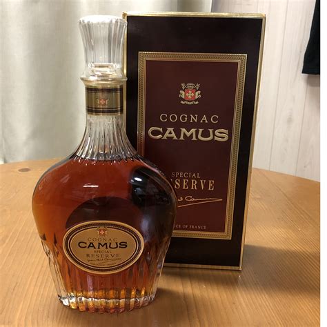 【新品】古酒 Cognac Camus Special Reserve カミュ コニャック スペシャル リザーブ 700ml 箱付 未開栓の