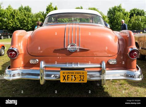 Car Pontiac Star Chief 2 Door Coupe First Generation 1954 Rear