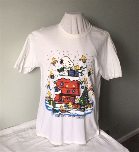 VTG Peanuts Snoopy Woodstock Christmas Cartoon Graphi… - Gem