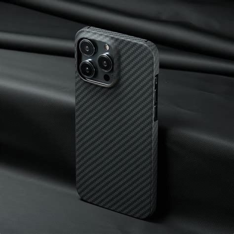 Hölzern Einsamkeit Blau Iphone 14 Pro Carbon Cover Einflussreich Show