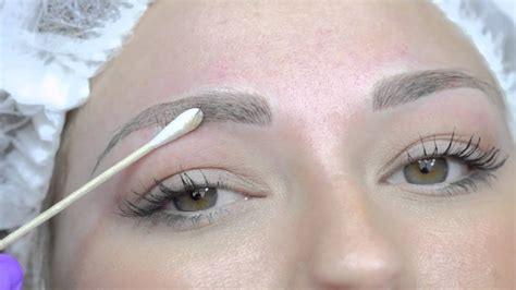 Eyebrow Tattoo Vs Eyebrow Microblading - EyebrowShaper