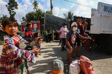 Katao Nasa Evacuation Centers Sa Pagputok Uli Ng Bulkang Taal