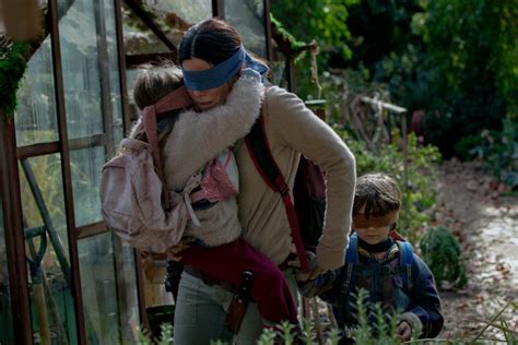 Bird Box Monsters Plot Ending Explained Cinemaholic