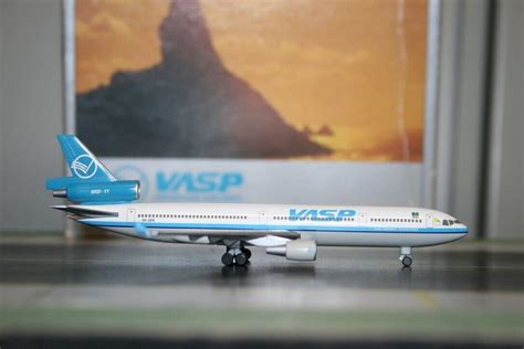 Herpa Wings Vasp Mcdonnell Douglas Md Pp Spk Model