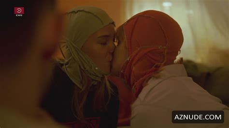 ZOE BRYAN HERTZ Nude AZNude