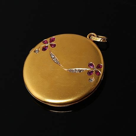 PENDANT 18k Gold Small Brilliant Cut Diamonds And Red Stones