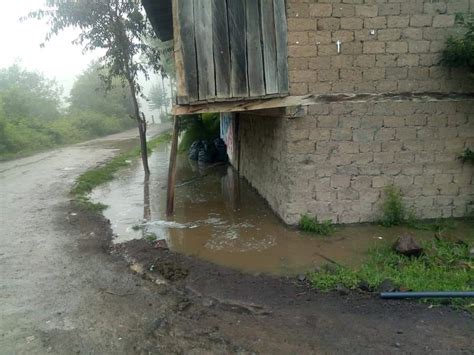 Huancabamba Familias Afectadas Y V As Intransitables Por Las