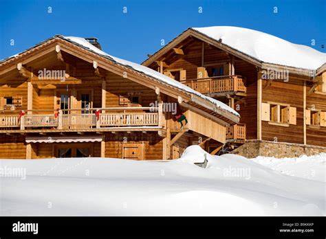 Luxury Winter Chalets Hi Res Stock Photography And Images Alamy