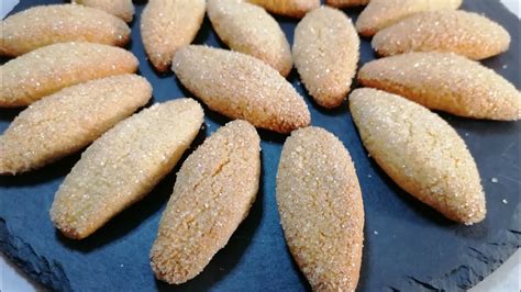 Recette De Biscuits Italiens Aux Amandes Tr S Facile Et Tr S Bon Aussi