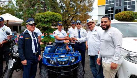 Politur Entrega Vehículos Para Reforzar Vigilancia En Zonas Turísticas De San Cristóbal