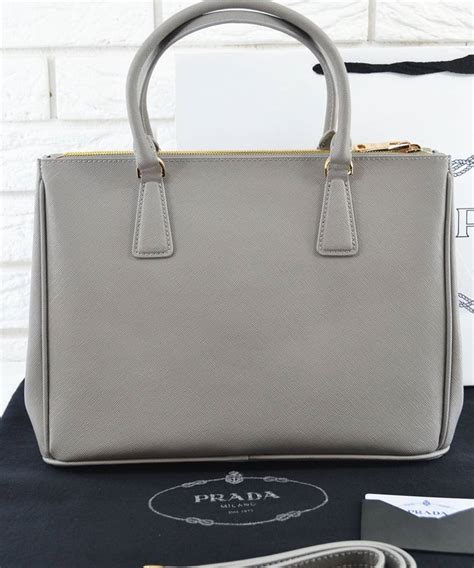 Женские Брендовые сумки Prada по демократичной цене, женские сумки ...