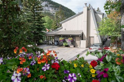 Tunnel Mountain Resort Banff